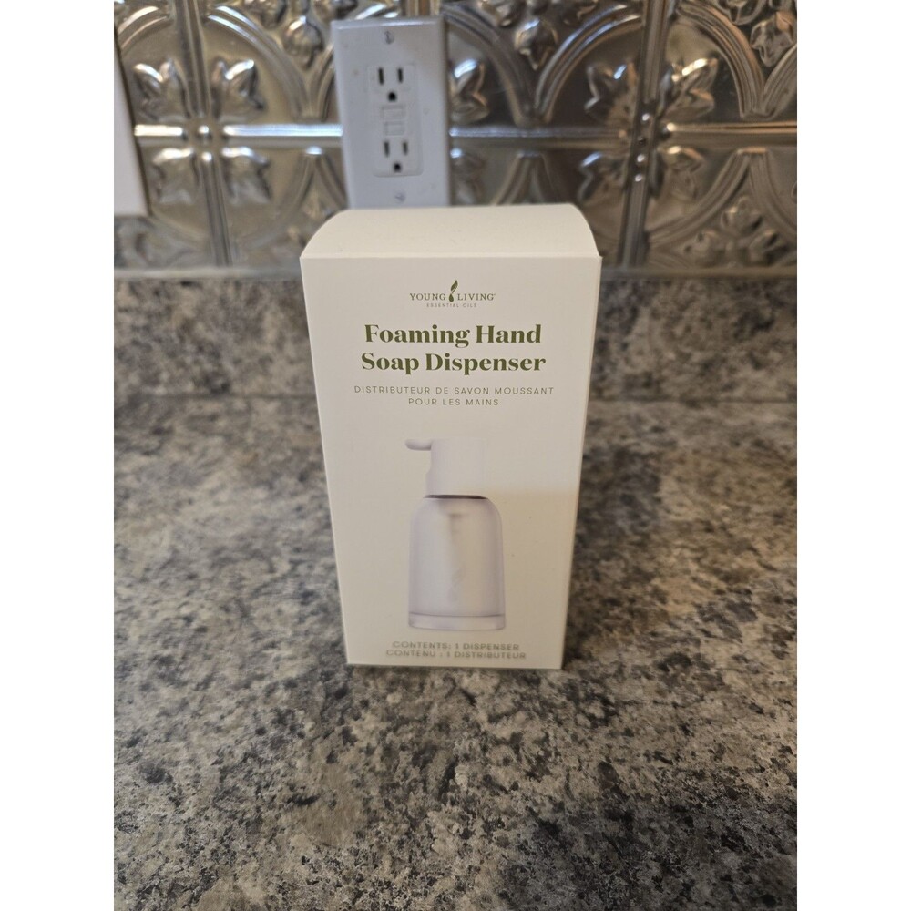 Young Living Foaming Hand Soap Dispenser Bottle Essential Oils Pump New In Box